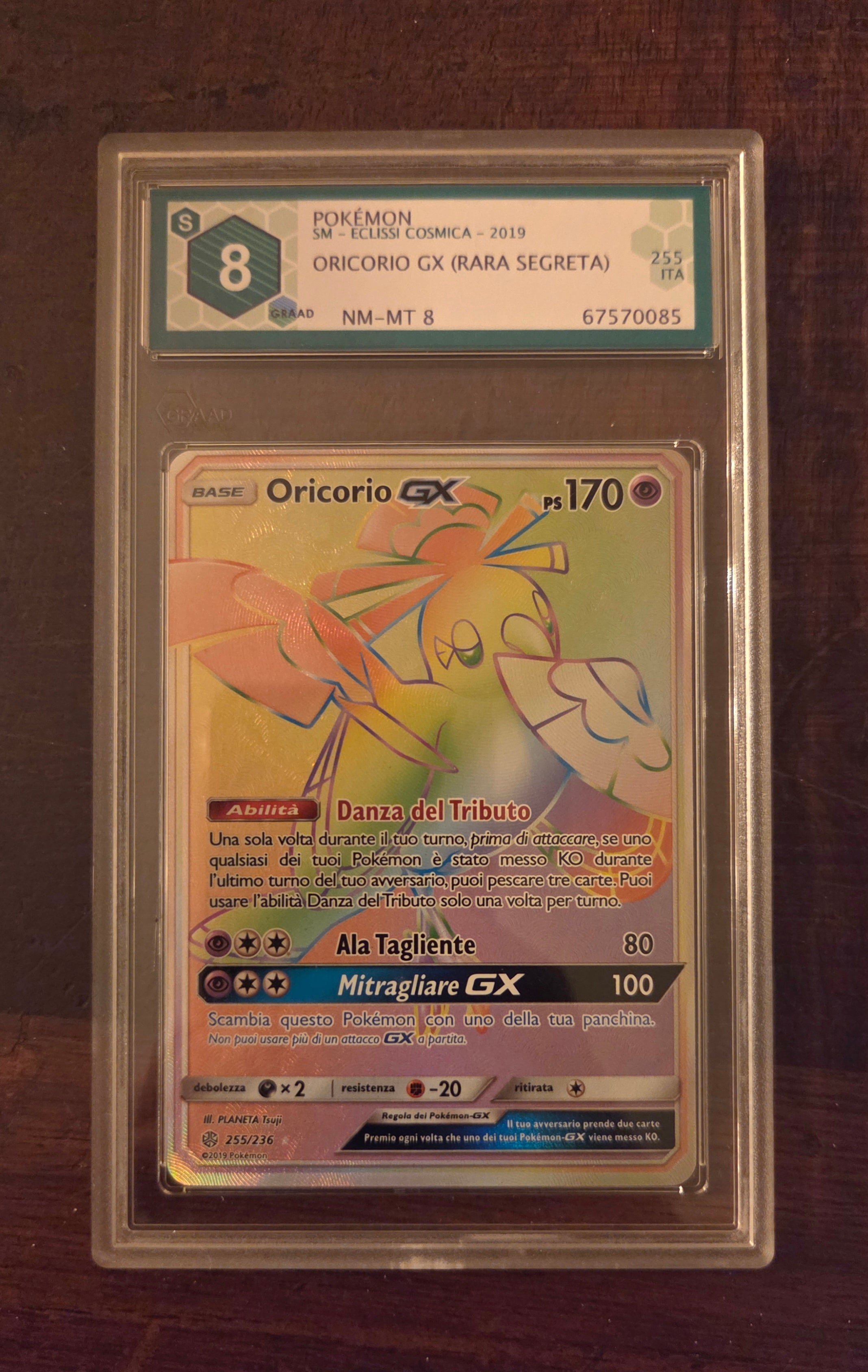 Oricorio GX ITA Eclissi Cosmica (Rainbow Secret Rare | 255/236) GRAAD 8